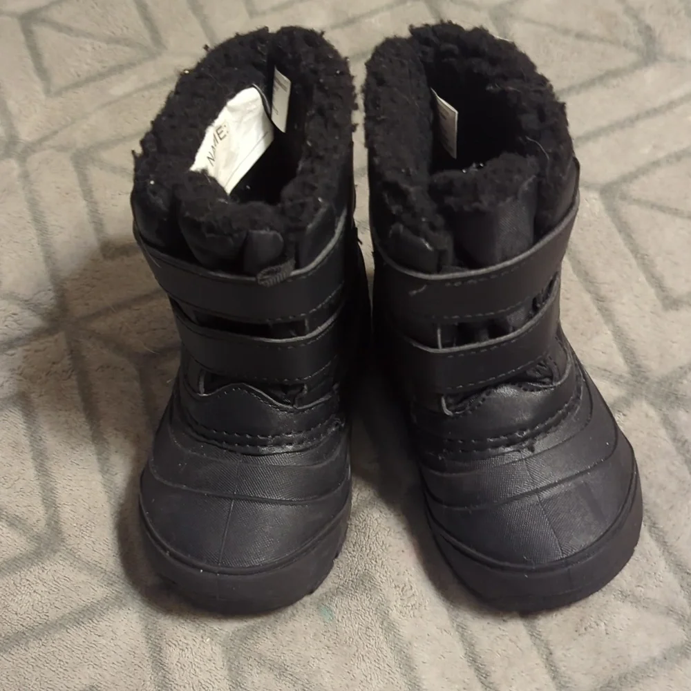 Wonder Nation Toddler‎ Snow Winter Boots Skid Resistant Size 6 Black/Pink